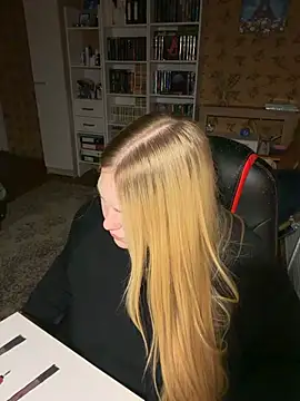 Mira_Lunar