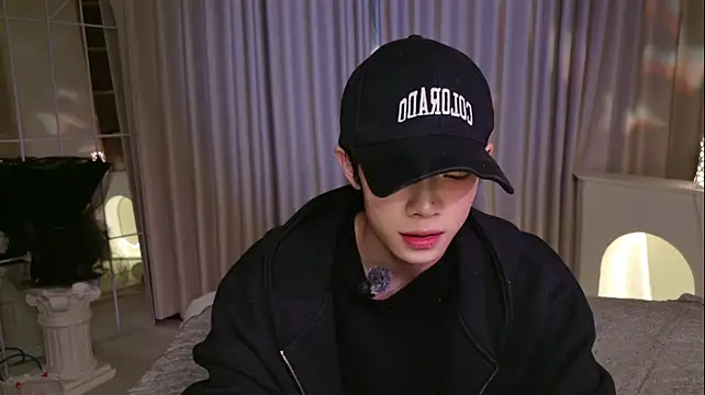 XiaoZeouba live cam preview