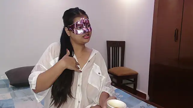 Lavanya_luv live sex cam