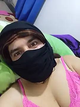 Webcam-Model Banouti_23