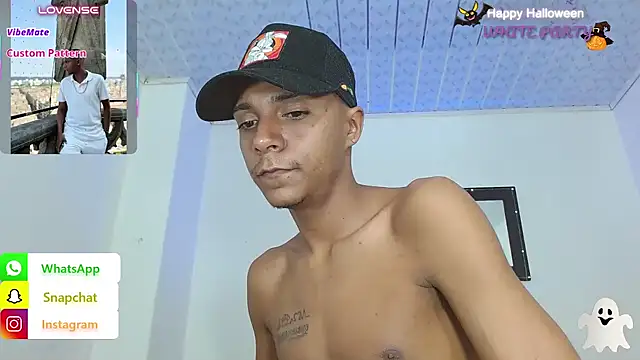 hotboyluxe webcam model