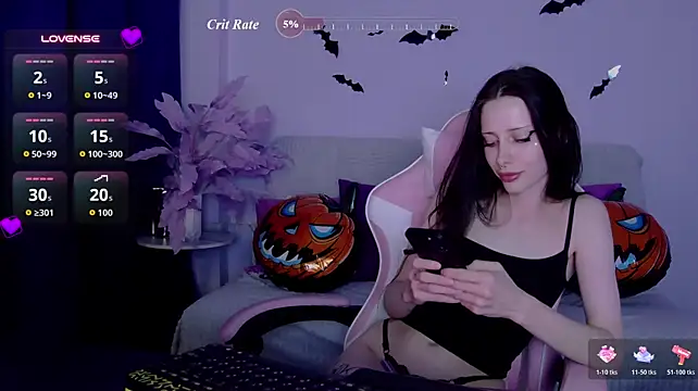 AngelinaTeen — вебкам-модель