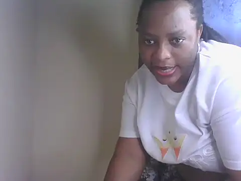 Aminatta_1 webcam model