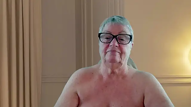Mystery-Grandmother, modèle webcam