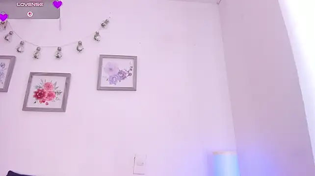 mely_rosse_, modelo webcam
