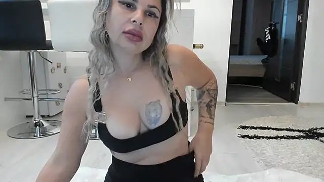 sweetemy4u, modèle webcam