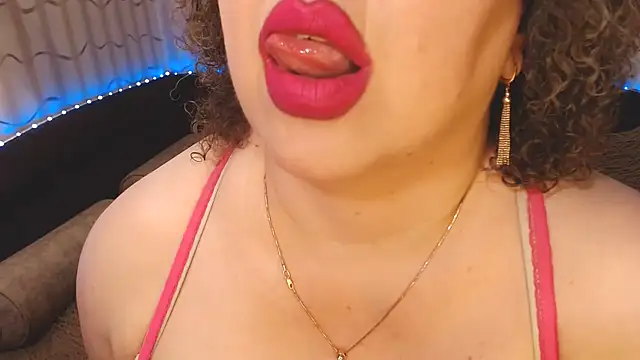 Webcam-Model BustyKatty