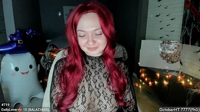 LizaGost, modelo webcam