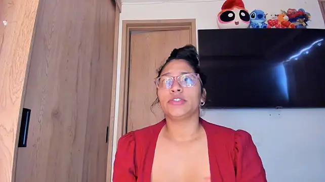 Vickyy30_