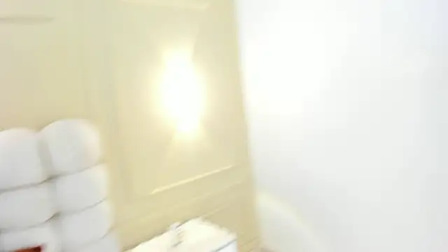 LUCI_COLINS, modèle webcam