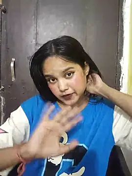 Webcam-Model Hiee-kii