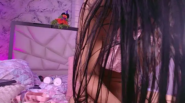 lili_jhonson live cam on StripChat