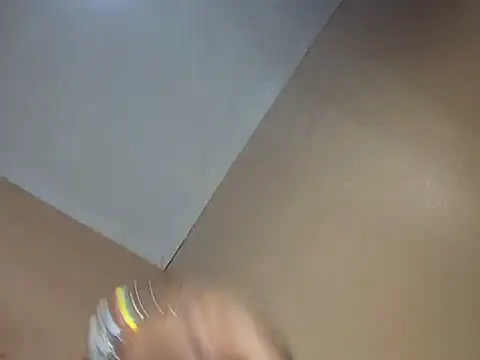 kisserhotter live cam