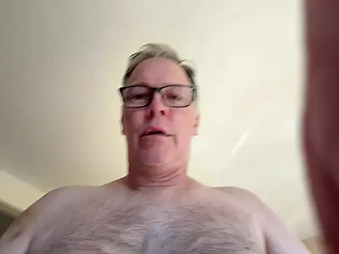 tightmaturebottom live cam