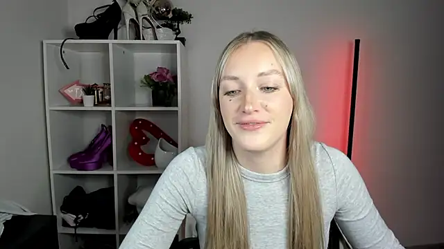EvelynBlond