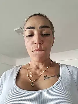 Alison_fitness live cam on StripChat