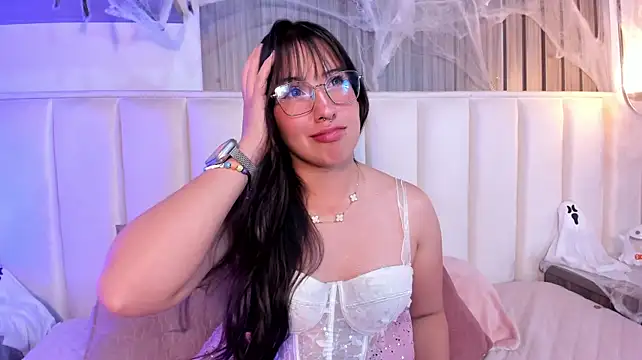 SofiCandy_ live cam on StripChat