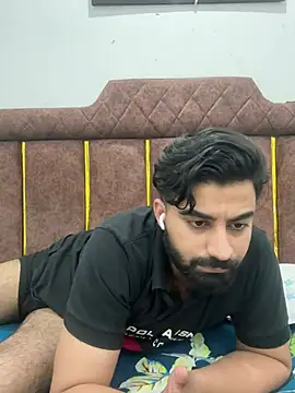 Royalboy_03 webcam model