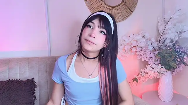 Webcam-Model AliiceWonderland_