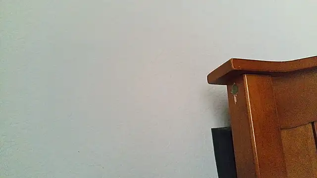 Yournaughty — вебкам-модель