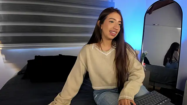 MERIDA_TAYLOR live cam preview