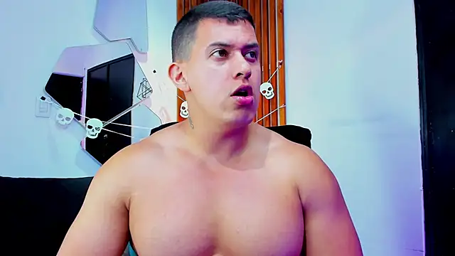 Webcam-Model RomanCroft
