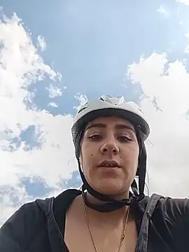 CAROLINE__07
