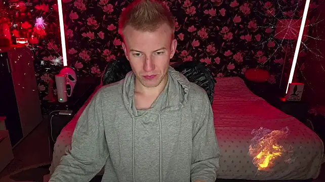 Vuitton live cam on StripChat