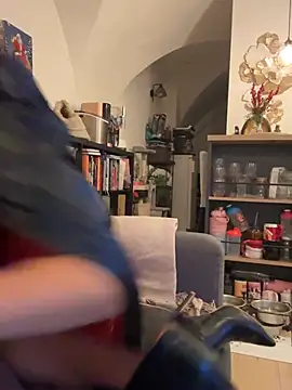 barbiplaymate (F young) - Lt gets squirt vid