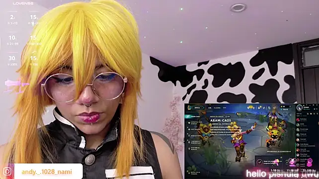 Nami_usagi in webcam