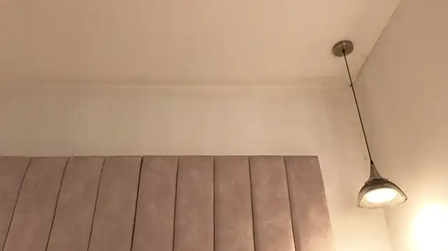 Nioki_ live cam