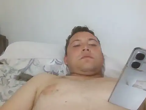 sven_fox723 — вебкам-модель