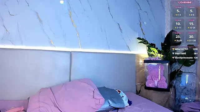 Julietaa_1 live cam on StripChat