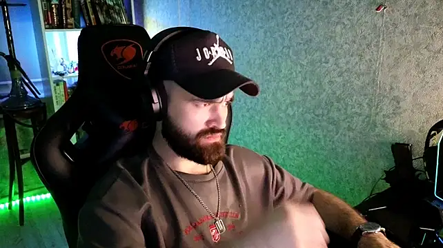 _Serious_Man webcam