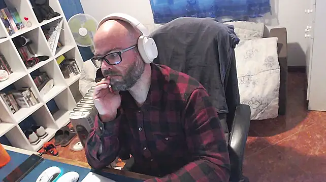 ravingr4d4 webcam