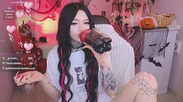 Emma_Kirks
