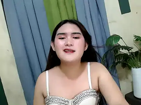 ASIANhotKHRIXZY