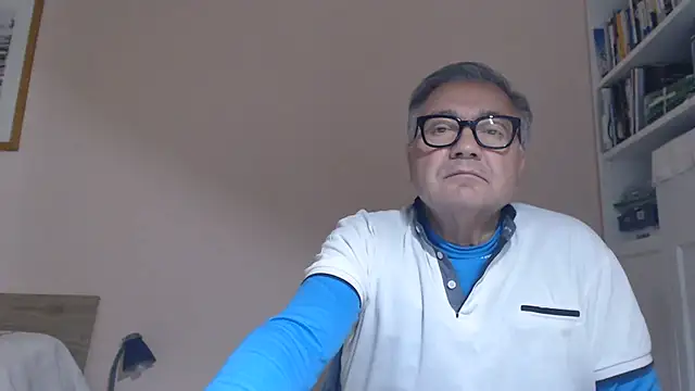 YOU6me webcam model