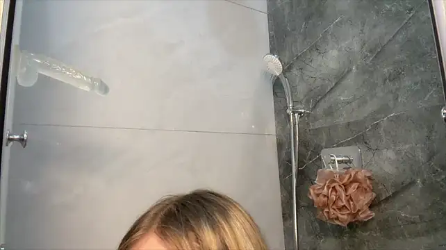 lillit_vivit (F teen) - blowjob