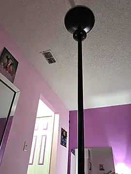 NikkiBlisss webcam