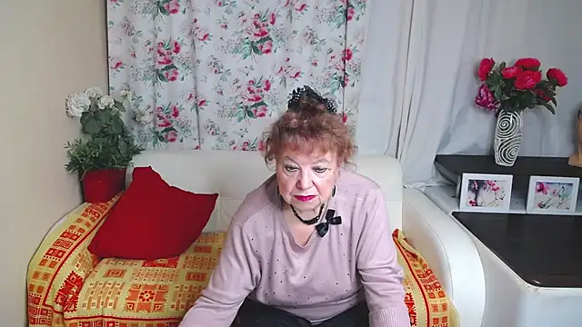 YourHotGranny