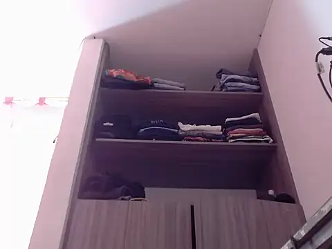 nicolle_milf1978