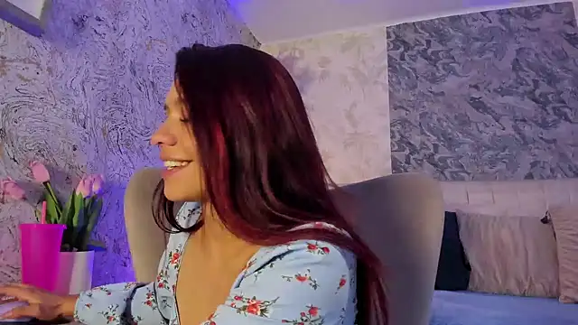 Arianaa_collins