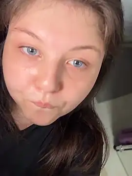 WhoIsKira_