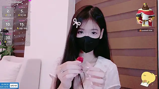 Your-Sunshinee — вебкам-модель