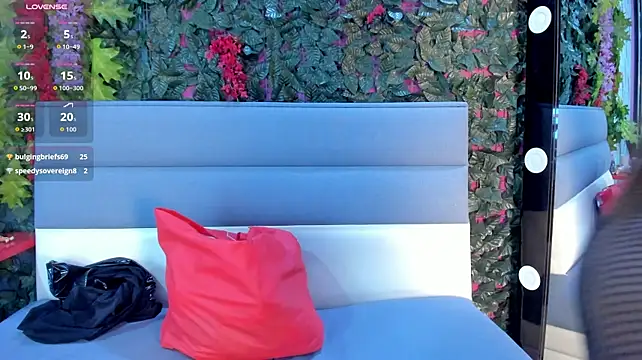 Charlotte__Brown_ live cam preview