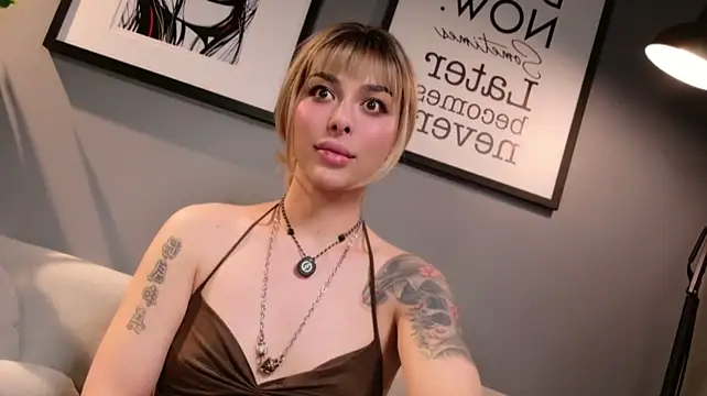 LetisiaRocks live cam