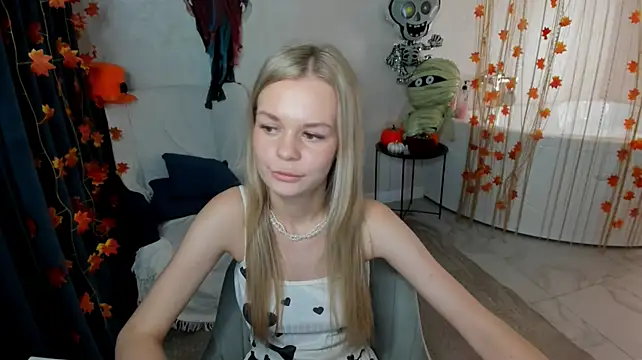 MidnighteAura live cam preview
