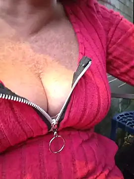 Busty-Belfast-Irish-Girl