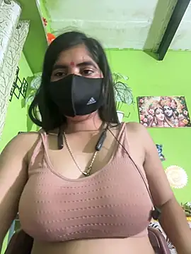 isha_sharma2002 — вебкам-модель